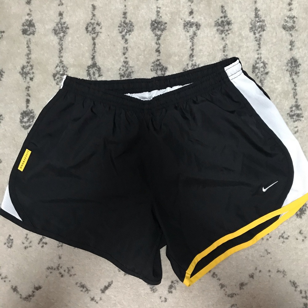 Nike live strong shorts